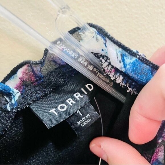 Torrid Blue and Black Sleeveless Ruffle Dress 1X NWT NEW! - Picture 3 of 9